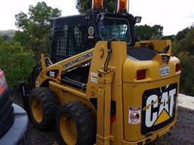 Used CAT 226B Skidsteer - picture1' - Click to enlarge