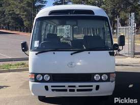 1999 Toyota Coaster 50 Series - picture1' - Click to enlarge