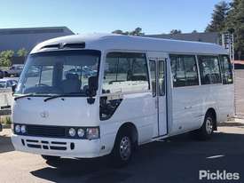 1999 Toyota Coaster 50 Series - picture2' - Click to enlarge