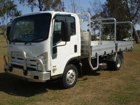 Isuzu NPR200 Tray Truck - picture1' - Click to enlarge