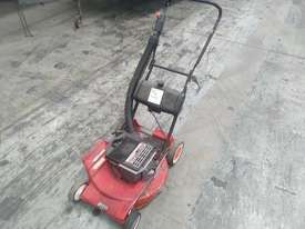 Victa Lawn Mower - picture0' - Click to enlarge