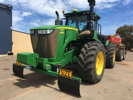 John Deere 9570R FWA/4WD Tractor - picture0' - Click to enlarge