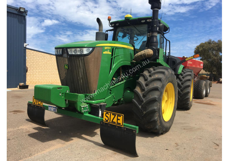 caption John Deere 9570R FWA/4WD Tractor