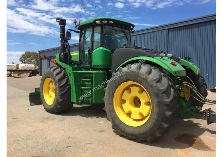 caption John Deere 9570R FWA/4WD Tractor