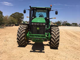 John Deere 8225R FWA/4WD Tractor - picture0' - Click to enlarge