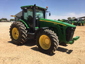 John Deere 8225R FWA/4WD Tractor - picture1' - Click to enlarge