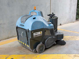 Fimap Battery Electric Sweeper - picture2' - Click to enlarge