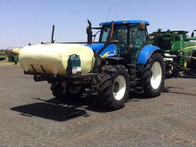 New Holland T7060 FWA/4WD Tractor - picture0' - Click to enlarge
