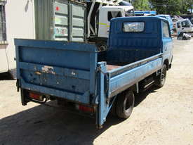 1985 Mitsubishi Canter Wrecking Stock #1765 - picture1' - Click to enlarge