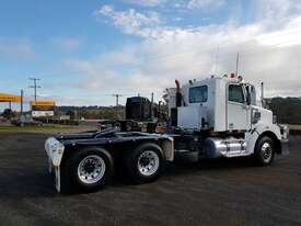 Freightliner Coronado Primemover Truck - picture2' - Click to enlarge