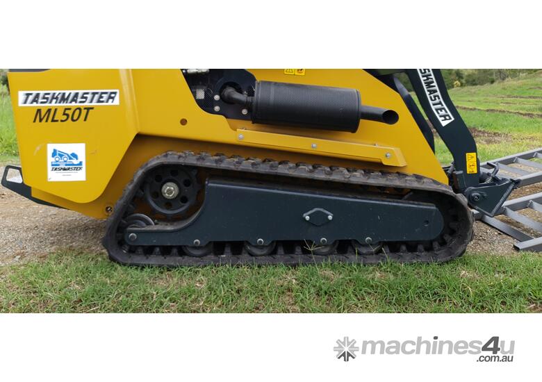 caption Rubber Track. Size 230 x 72k x 45