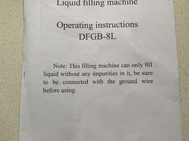 Liquid filling machine - picture0' - Click to enlarge