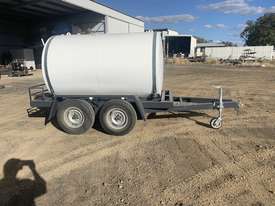 Tandem Fuel trailer - picture0' - Click to enlarge