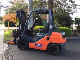 Late Model 32-8FG25 Toyota Forklifts - Available For Hire - picture2' - Click to enlarge