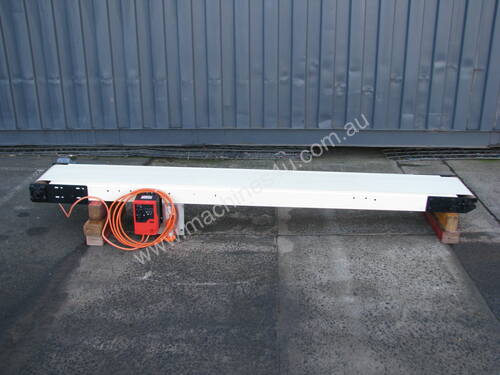 Variable Speed Motorised Belt Conveyor - 2.6m long