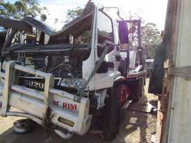 1999 Isuzu FVZ Wrecking Stock #1800 - picture0' - Click to enlarge