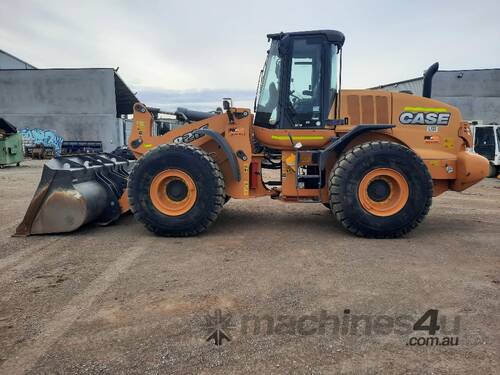 USED 2018 CASE 821F ARTICULATED WHEEL LOADER WITH 3.2M3 GP BUCKET