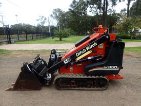 Ditch Witch SK350 Skid Steer Loader - picture0' - Click to enlarge