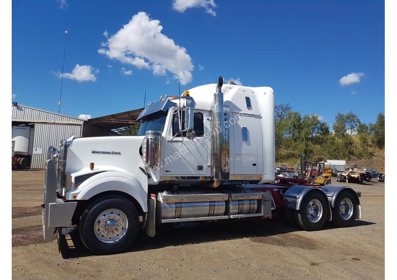 caption Western Star 4964FX Primemover Truck