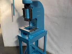 AP Lever Fly Press - picture0' - Click to enlarge