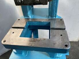 AP Lever Fly Press - picture2' - Click to enlarge