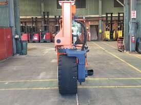 Combilift Toplift Straddle Carrier - picture0' - Click to enlarge