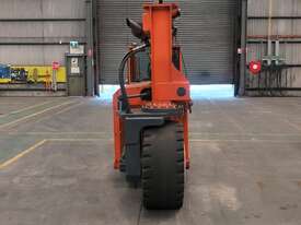 Combilift Toplift Straddle Carrier - picture2' - Click to enlarge