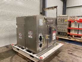 SIO47 - Section Isolator - 11000V, 1250A - picture0' - Click to enlarge