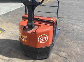 Electric Pallet jack - Hire - picture0' - Click to enlarge