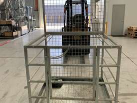 Forklift Safety Cage - picture0' - Click to enlarge