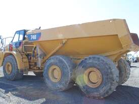 Caterpillar 740 Articulated Dump Truck - picture2' - Click to enlarge