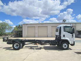 Isuzu FRR500 Cab chassis Truck - picture2' - Click to enlarge