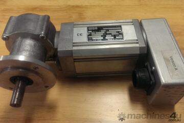 Weg   Motor | UECG303T