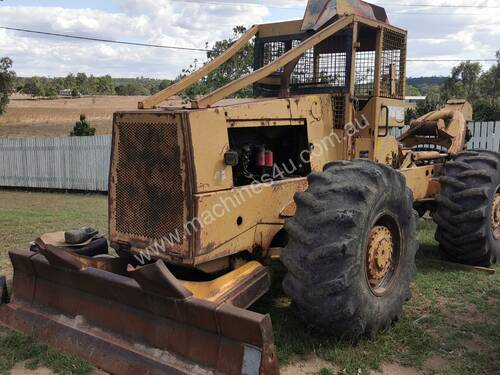 Foerstry Skidder