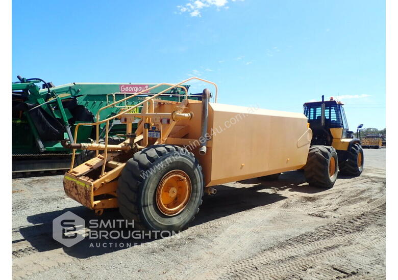 Buy Used 2001 JCB DINOSAUR WATER CART Water Cart in , Listed on