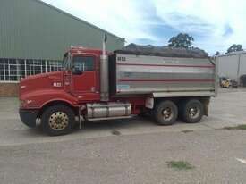 Kenworth T402 - picture2' - Click to enlarge