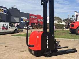 Brand New Hangcha 1.4 Ton Electric Stacker - picture0' - Click to enlarge