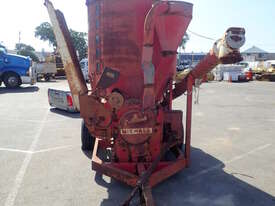 GRASSLANDS GEHL100 MIX ALL GRAIN MIXER - picture1' - Click to enlarge