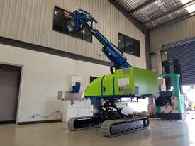 Winlet 1000 Crawler - 1T Glass Handling Machine - picture0' - Click to enlarge