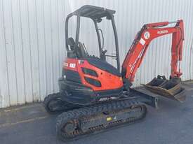 Used Kubota U25-3HG Excavatir - picture1' - Click to enlarge