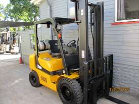 Yale 3 ton LPG, Repainted Used Forklift #1617 - picture0' - Click to enlarge