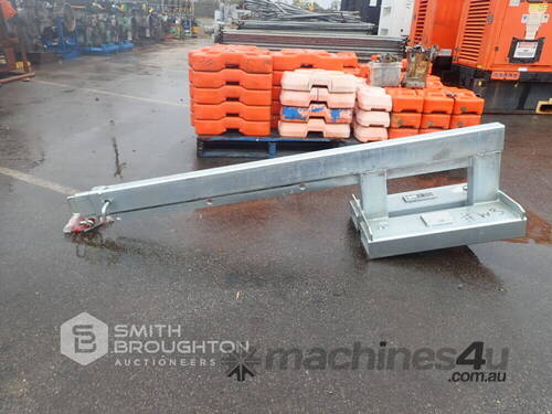 2020 BARRETT FJ:2.5 FORKLIFT JIB ATTACHMENT (UNUSED)