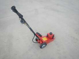 Unused 35 Ton Air Jack - picture1' - Click to enlarge