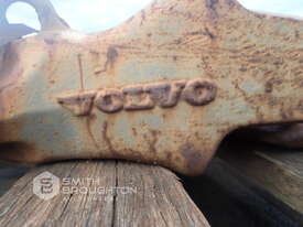 PALLET COMPRISING OF VOLVO BUCKET TEETH (UNUSED) - picture1' - Click to enlarge