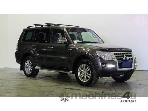 Mitsubishi Pajero NX