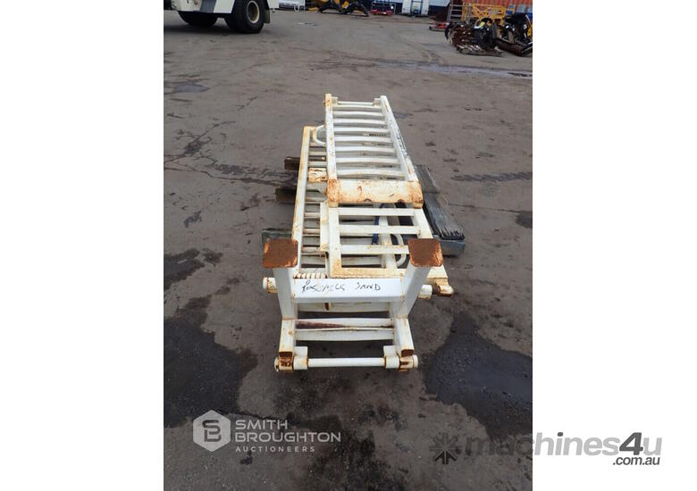 Used LOADING RAMPS Loading Ramp in , Listed on Machines4u