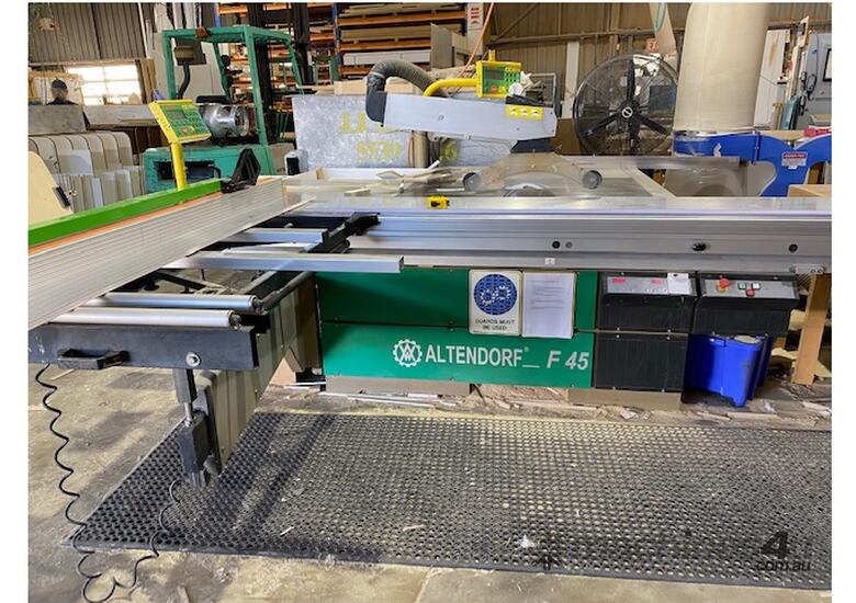 caption Altendorf F45 Sliding Table Saw