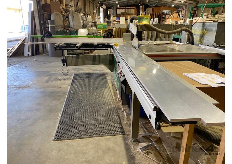 caption Altendorf F45 Sliding Table Saw