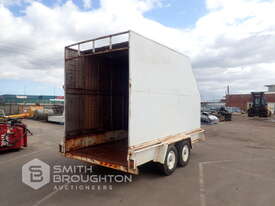 CUSTOM BUILT TANDEM AXLE ENCLOSED TRAILER - picture0' - Click to enlarge