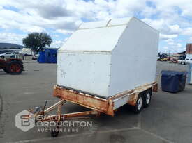 CUSTOM BUILT TANDEM AXLE ENCLOSED TRAILER - picture2' - Click to enlarge